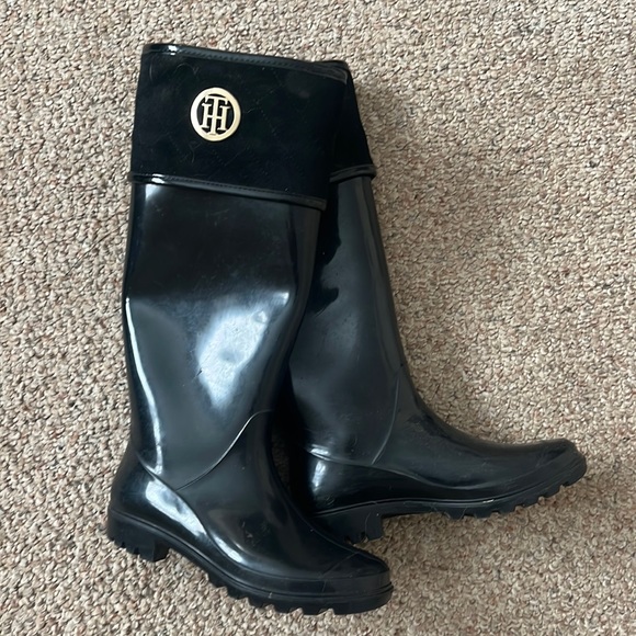 Women’s Tommy Hilfiger Rain Boots - Picture 1 of 3